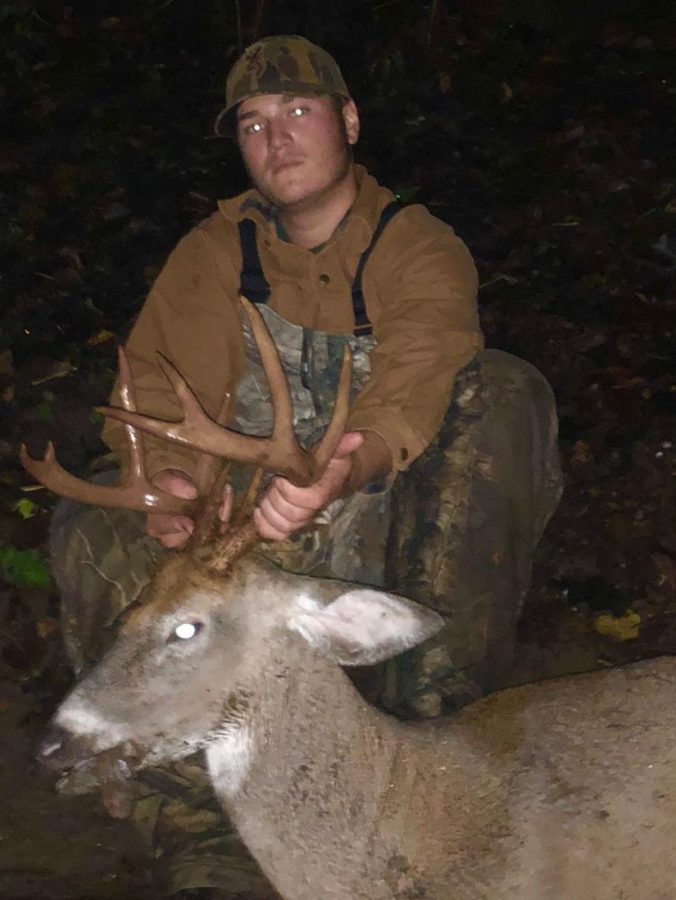 Alex+Dines+%2812%29+with+his+ten+point+buck+he+shot+on+Oct.+2.+Alex+has+won+Mr.+Glinke%E2%80%99s+Big+Buck+Contest+the+last+three+years.