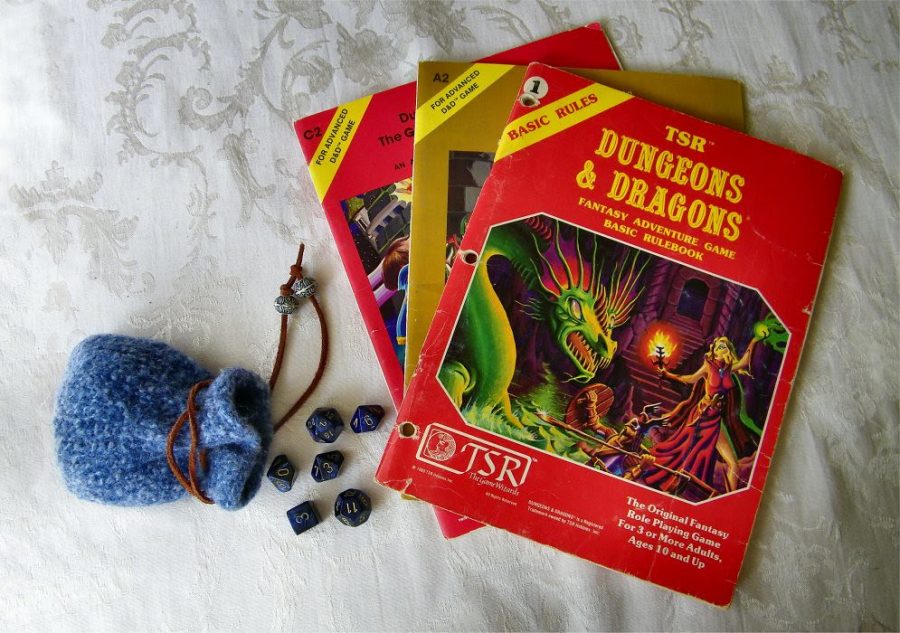 Original+Dungeons+and+Dragons+Basic+Rule+Book+-+1981+-+Plus+2+Dugeon+Modules+by+Jennie+Ivins+is+licensed+under+CC+BY-NC-SA+2.0
