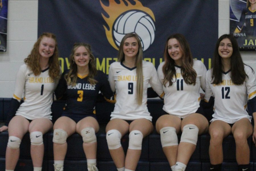 Volleyball Seniors play in their last home game of the season!