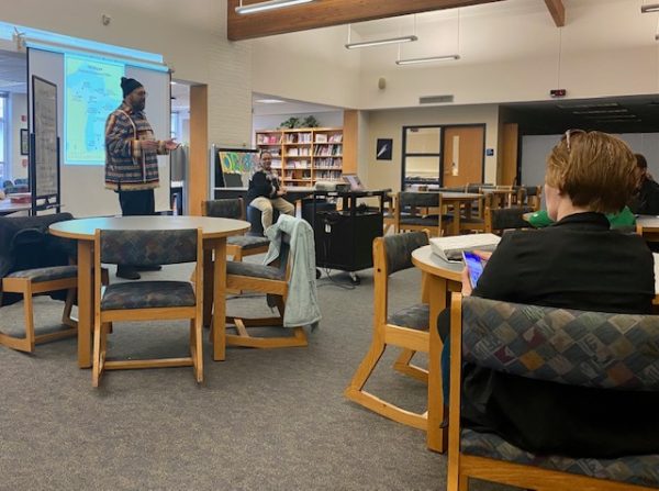 Native speakers take the stage to introduce Firekeeper’s Daughter, sharing insights about the book. They spoke about its themes and the importance of the story. 
