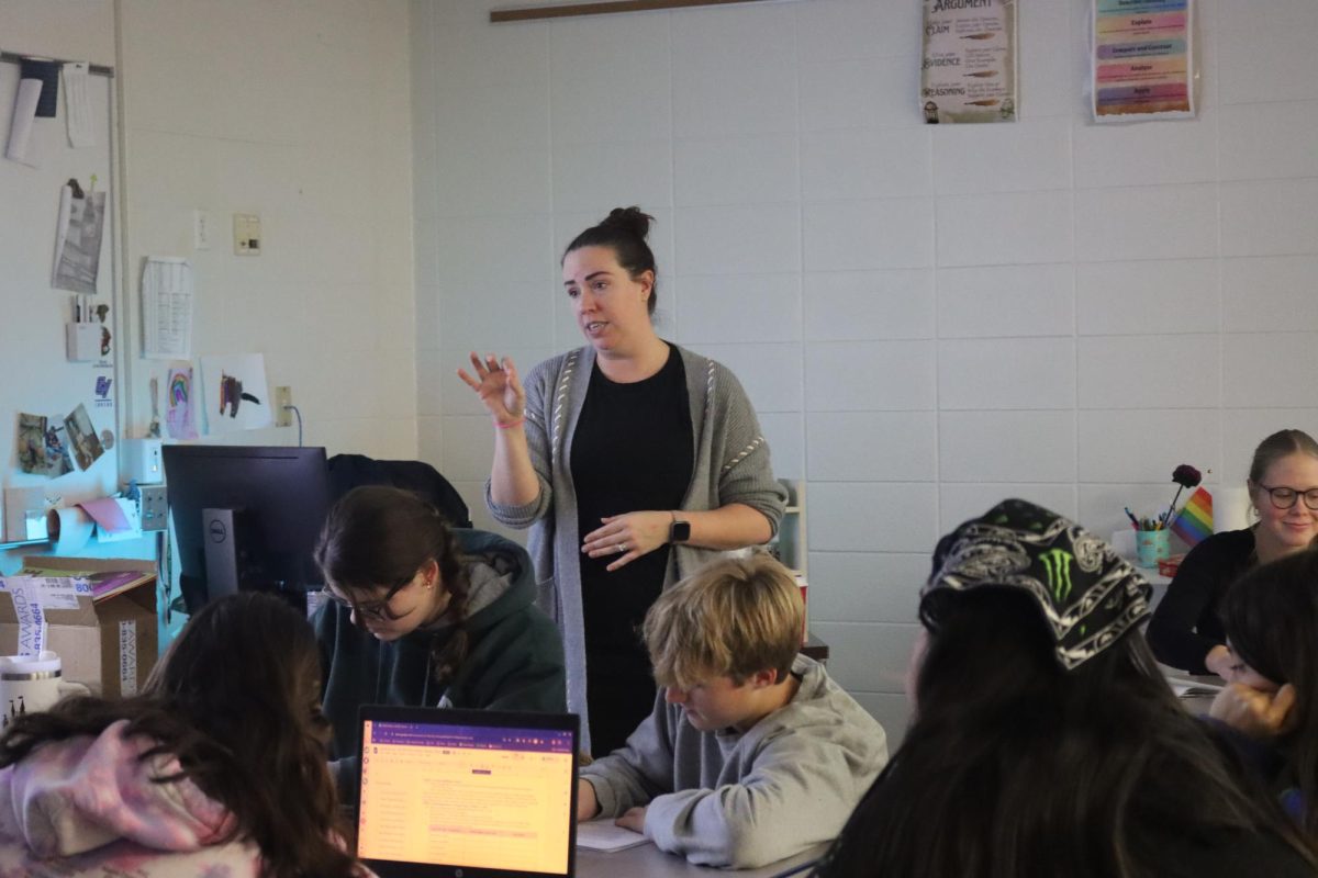 Students stay engaged as Ms. Lauren Read lectures during AP World History. 